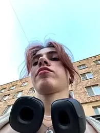 Lily__Belle stripchat stream image