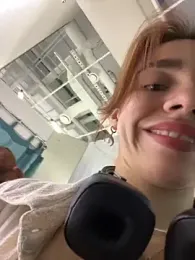 Lily__Belle stripchat stream image