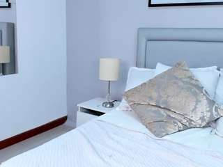 mili-moon camsoda stream image