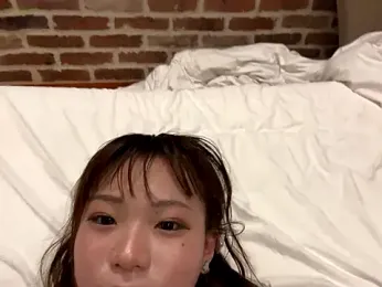 Riri__oo stripchat stream image