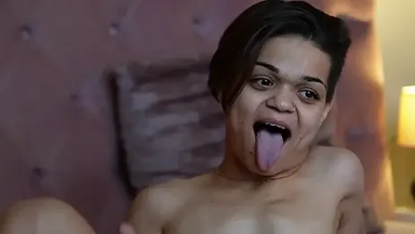 MaiaMini stripchat stream image