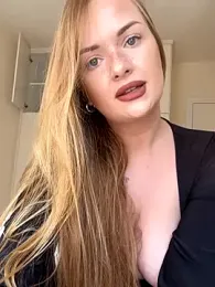 ElenaRebelle stripchat stream image