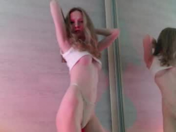 b4by_emilia chaturbate stream image