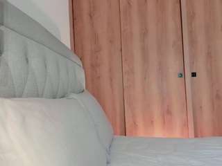 lauracriistina camsoda stream image