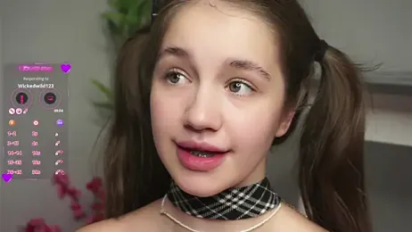 AmiLewis stripchat stream image