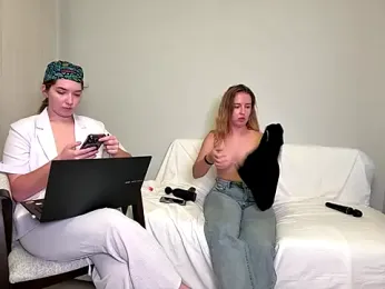 Nura_n_Sarah stripchat stream image