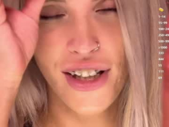 blush_mikki chaturbate stream image