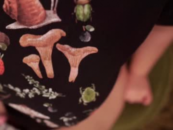 serareads chaturbate stream image