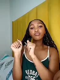 Hannah_107 stripchat stream image