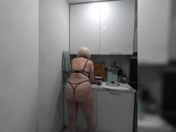 mery8poppins bongacams stream image