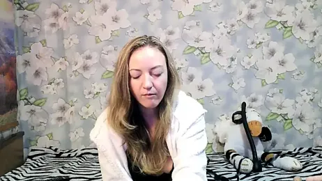 KattyLuuu stripchat stream image