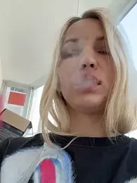 Adelina0001 stripchat stream image