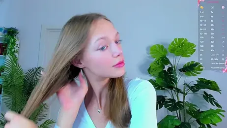 Sweet_Piece stripchat stream image