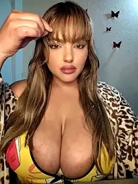 Faith_madison18 stripchat stream image