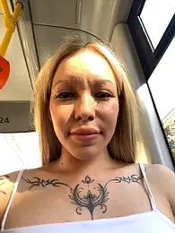 babydolll stripchat stream image