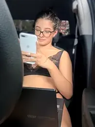 Arilw stripchat stream image