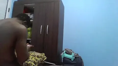 thasmyni stripchat stream image