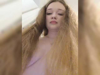 _Lisichka bongacams stream image