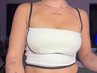 Maci Reynolds flirt4free stream image