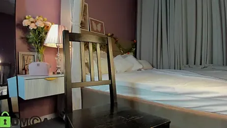 Dearly_Emily stripchat stream image