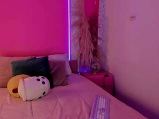 emyliesander camsoda stream image