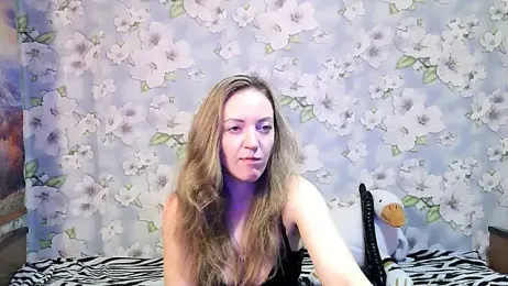 KattyLuuu stripchat stream image
