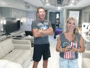 wildwifebarbie chaturbate stream image