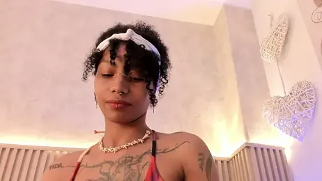 daiana_curly stripchat stream image