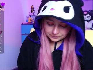 marceliinee camsoda stream image