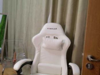 EmilyxJames bongacams stream image