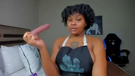 Renee-18 stripchat stream image