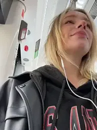 SSSATIVA_model stripchat stream image