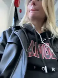 SSSATIVA_model stripchat stream image