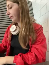 Sunny___Bunny stripchat stream image