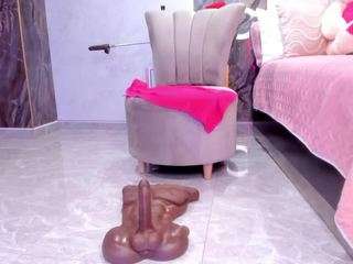 lenathompson camsoda stream image