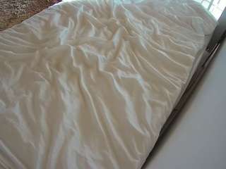 voyeurcam-julmodels-whitebed-1 camsoda stream image