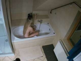 voyeurcam-julmodels-bath-2nd-1 camsoda stream image