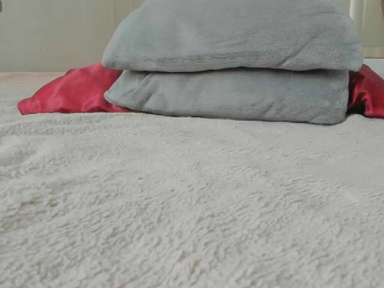 sweetyvikki bongacams stream image