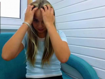 misss-vikki bongacams stream image