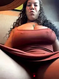 Bigbuttbrooklynn stripchat stream image