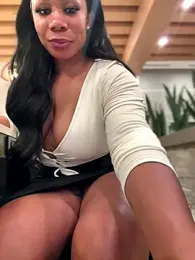 Belle___ stripchat stream image