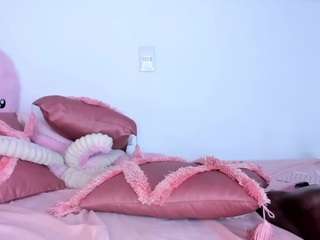 vaiolett-coleman camsoda stream image