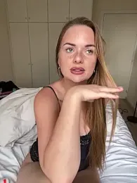 ElenaRebelle stripchat stream image