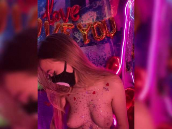 -Summer- bongacams stream image