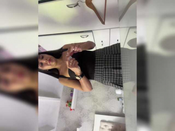 SallyeLeins bongacams stream image