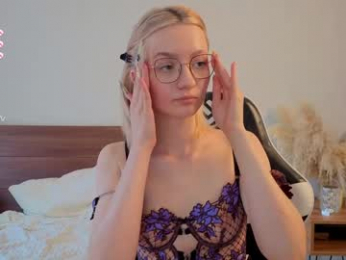 minnietammy chaturbate stream image