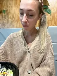 Lia__Love stripchat stream image