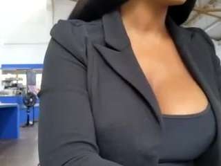 yettzaretth camsoda stream image