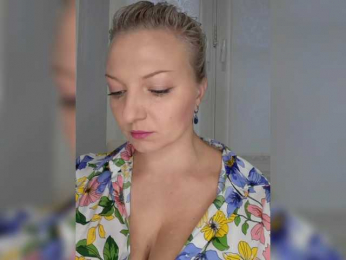 Anesteishen bongacams stream image