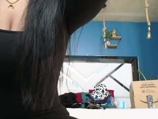 lady-brownn camsoda stream image